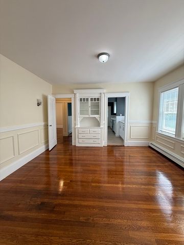 68 Poplar St. 1, Watertown, MA 02472