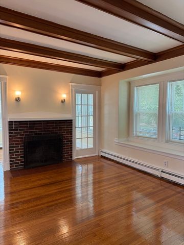 68 Poplar St. 1, Watertown, MA 02472