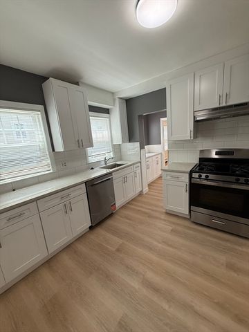 68 Poplar St. 1, Watertown, MA 02472