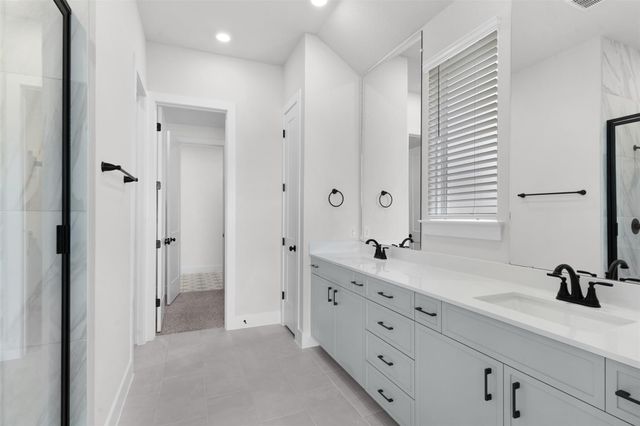 209 West Faulkner ST, Liberty Hill, TX 78642