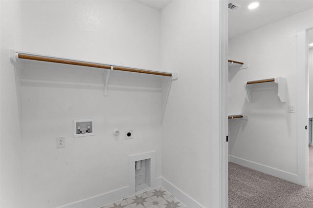 209 West Faulkner ST, Liberty Hill, TX 78642