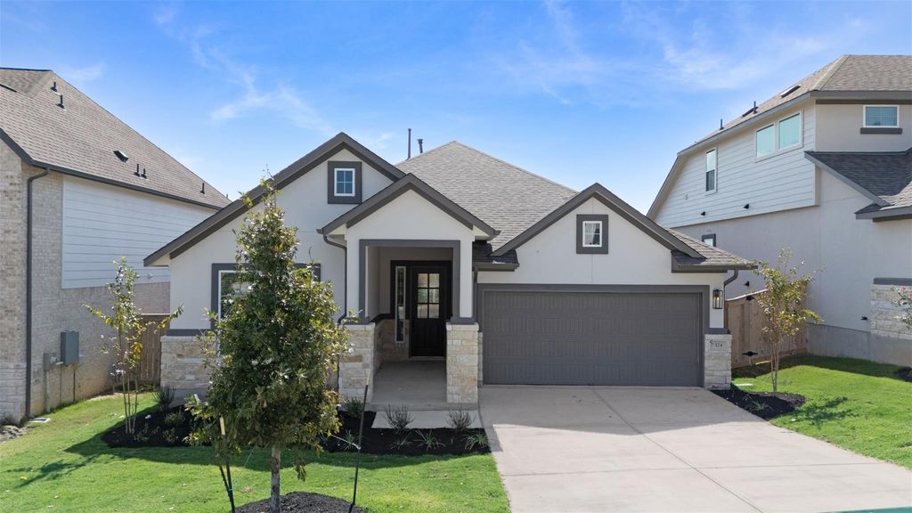 209 West Faulkner ST, Liberty Hill, TX 78642