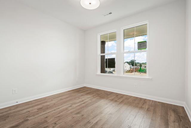 7724 Hatcher Heights Dr, Fairview, TN 37062