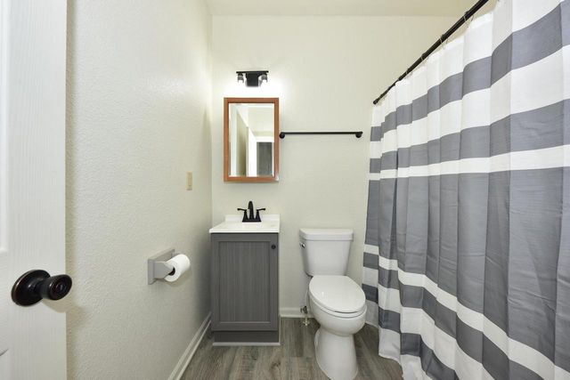 825 W Washington STREET, Milwaukee, WI 53204