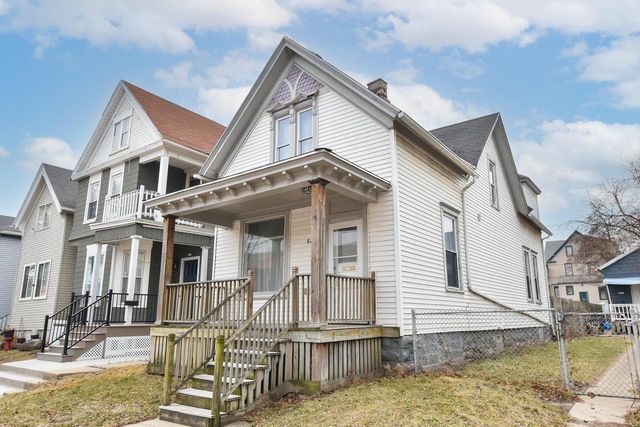 825 W Washington STREET, Milwaukee, WI 53204