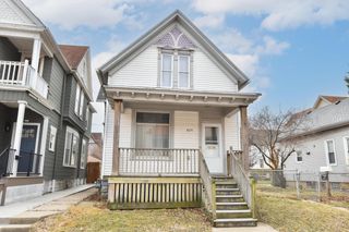 825 W Washington STREET, Milwaukee, WI 53204