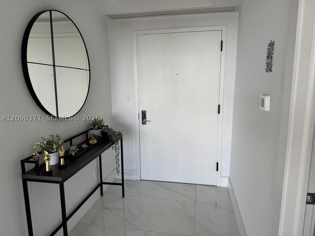 2000 Island Blvd 2808, Aventura, FL 33160