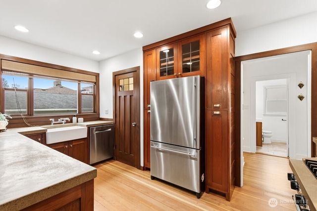 1471 NW 77th Street, Seattle, WA 98117
