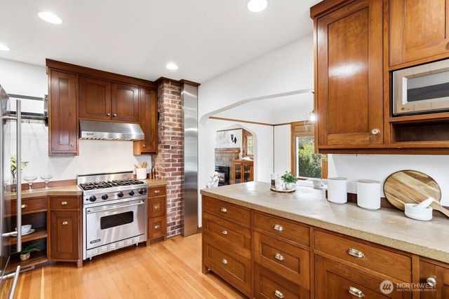 1471 NW 77th Street, Seattle, WA 98117