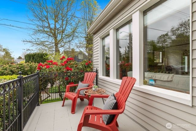 1471 NW 77th Street, Seattle, WA 98117