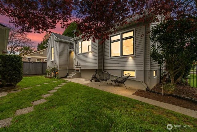 1471 NW 77th Street, Seattle, WA 98117
