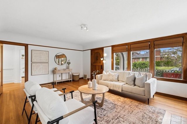 1471 NW 77th Street, Seattle, WA 98117