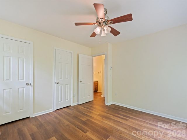 80 Merrie Way, Waynesville, NC 28786