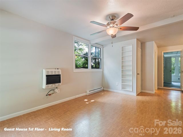 80 Merrie Way, Waynesville, NC 28786