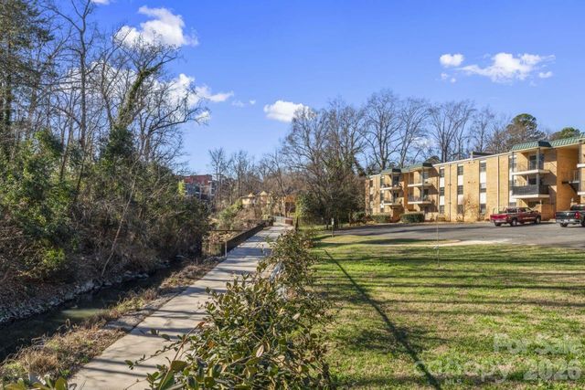 4747 Hedgemore Drive B, Charlotte, NC 28209