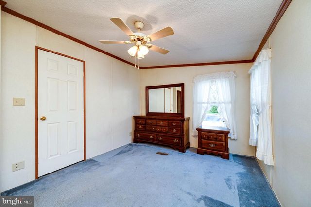 301 HAMPSHIRE AVE, Reading, PA 19606