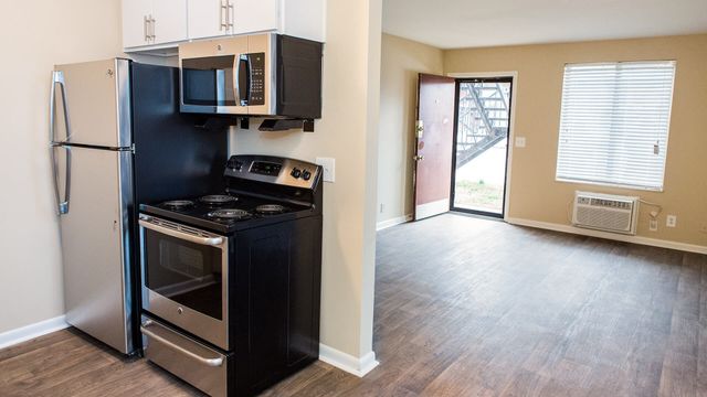 2850 Middle Tennessee Blvd Apt E12, Murfreesboro, TN 37130
