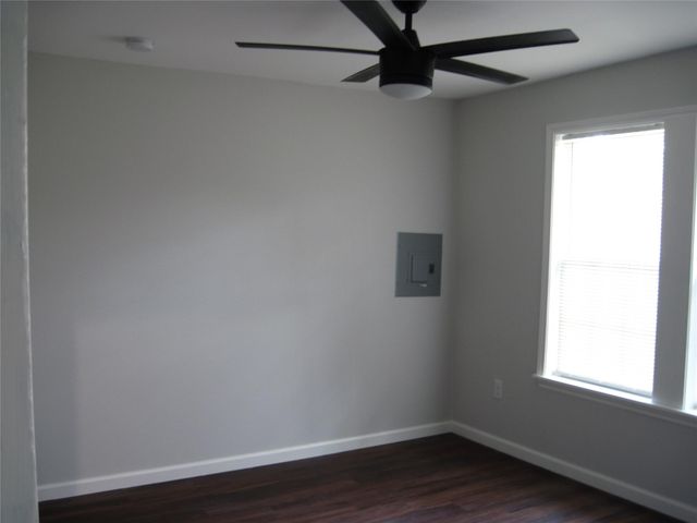 7522 S Hall Street, Houston, TX 77028