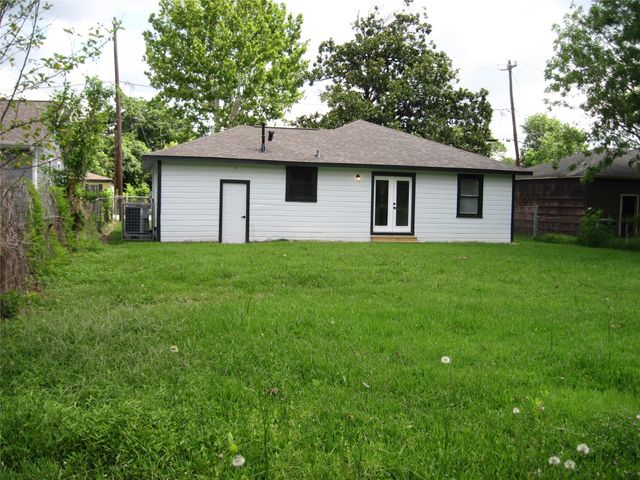 7522 S Hall Street, Houston, TX 77028