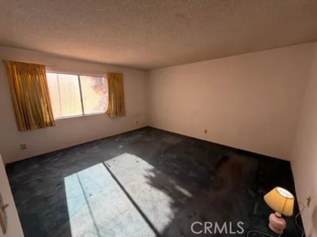 7907 Etiwanda, Reseda, CA 91335