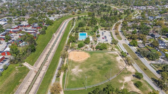 2226 Lamonte Lane, Houston, TX 77018