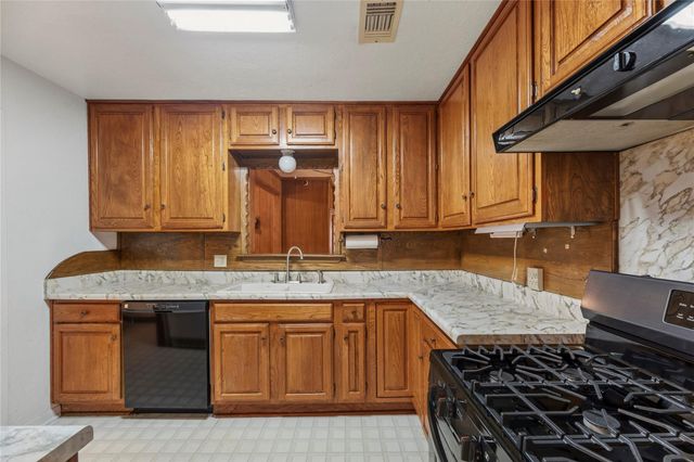 2226 Lamonte Lane, Houston, TX 77018