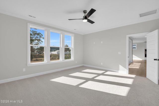 542 Sailor Sky Way 396, Hampstead, NC 28443