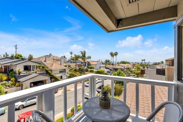 210 W Avenida Gaviota, San Clemente, CA 92672