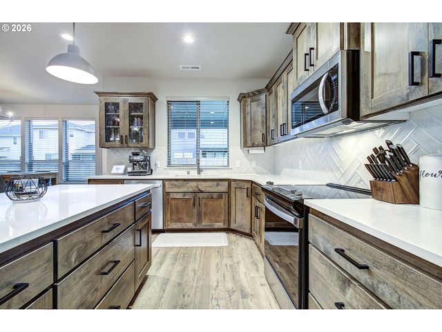 11611 Ne 135TH Ave, Brush Prairie, WA 98606