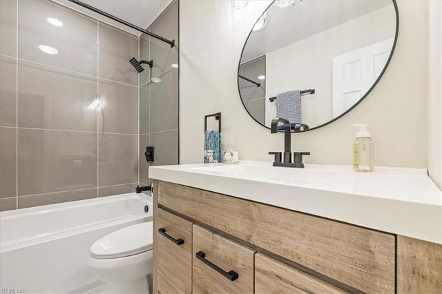 37 Indian Springs DR, Newport News, VA 23606