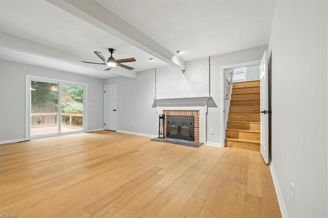 37 Indian Springs DR, Newport News, VA 23606