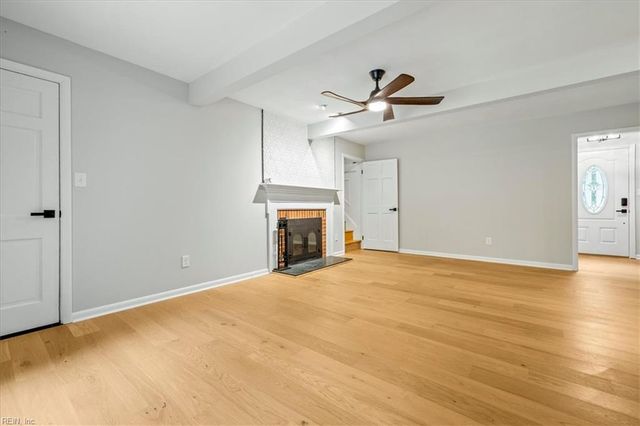 37 Indian Springs DR, Newport News, VA 23606