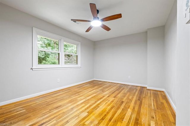 37 Indian Springs DR, Newport News, VA 23606