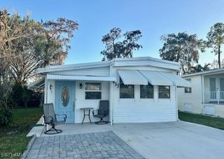 433 Cheetah DR 433, Naples, FL 34114