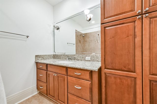 2207 Postoffice Street 422, Galveston, TX 77550