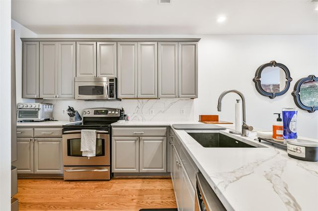 2207 Postoffice Street 422, Galveston, TX 77550