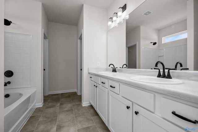 221 Roman Randall Road, New Market, AL 35761