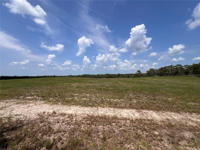 5990 W OAKHILL STREET, Dunnellon, FL 34433