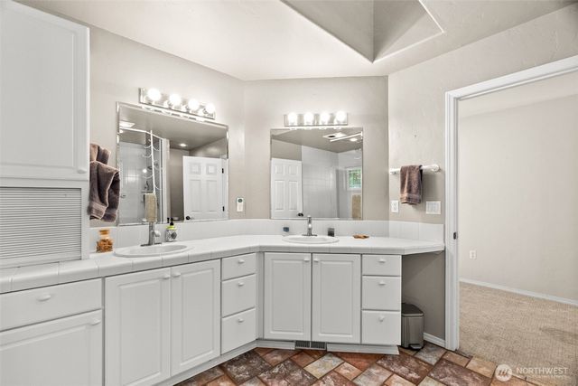 4648 D Milluhr Drive NE, Olympia, WA 98516