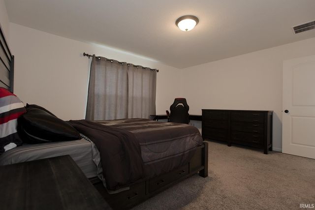 13710 Copper Strike Pass, Fort Wayne, IN 46845