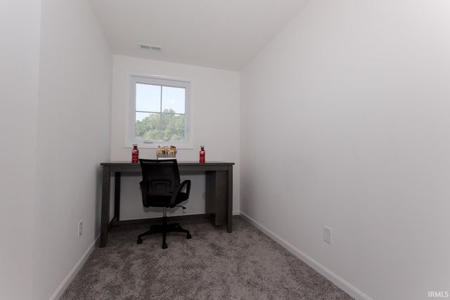 13710 Copper Strike Pass, Fort Wayne, IN 46845