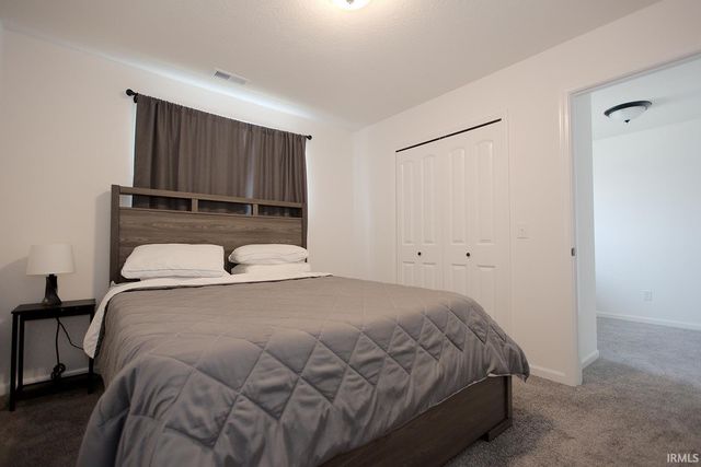 13710 Copper Strike Pass, Fort Wayne, IN 46845