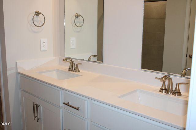 832 Ottawa Drive, Garner, NC 27529