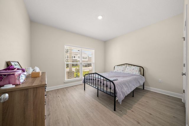 93 Eagles Nest Drive, Freeport, FL 32439