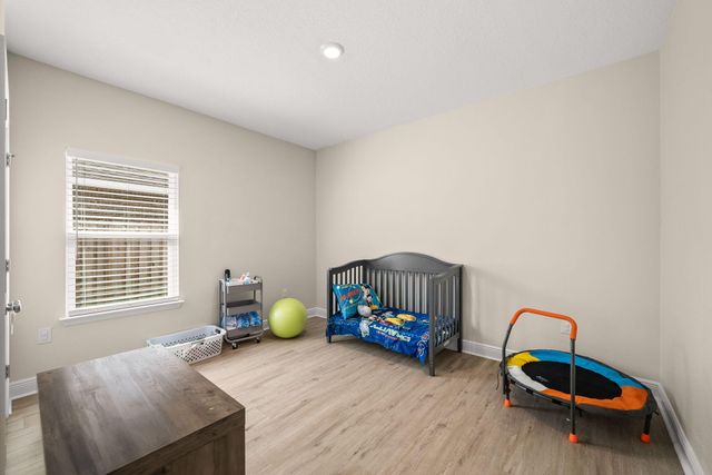 93 Eagles Nest Drive, Freeport, FL 32439