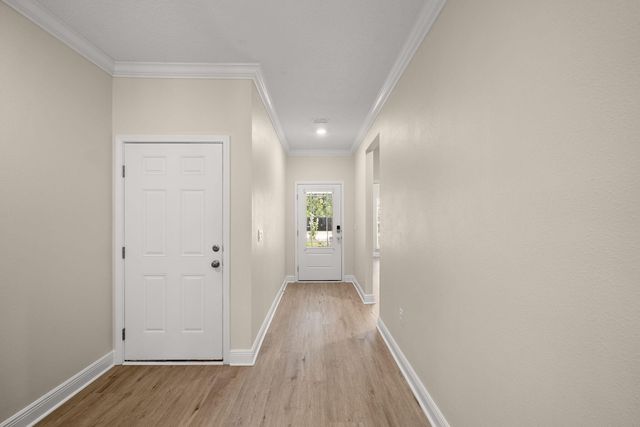 93 Eagles Nest Drive, Freeport, FL 32439