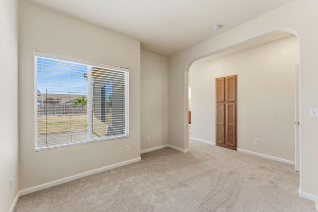 3201 Natoma St, Sacramento, CA 95833