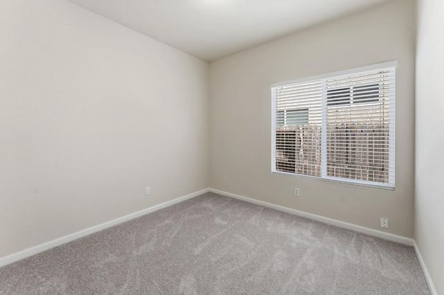 3201 Natoma St, Sacramento, CA 95833