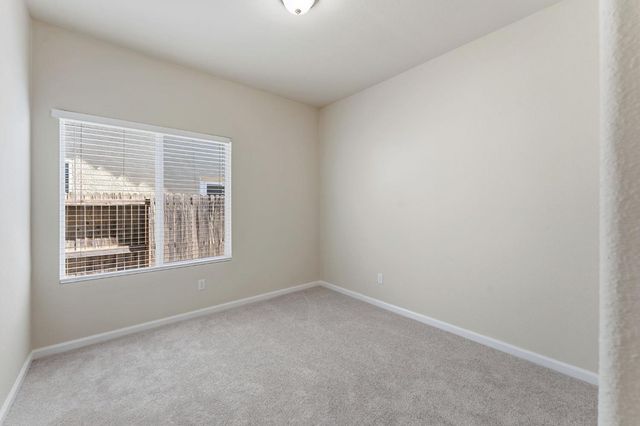 3201 Natoma St, Sacramento, CA 95833