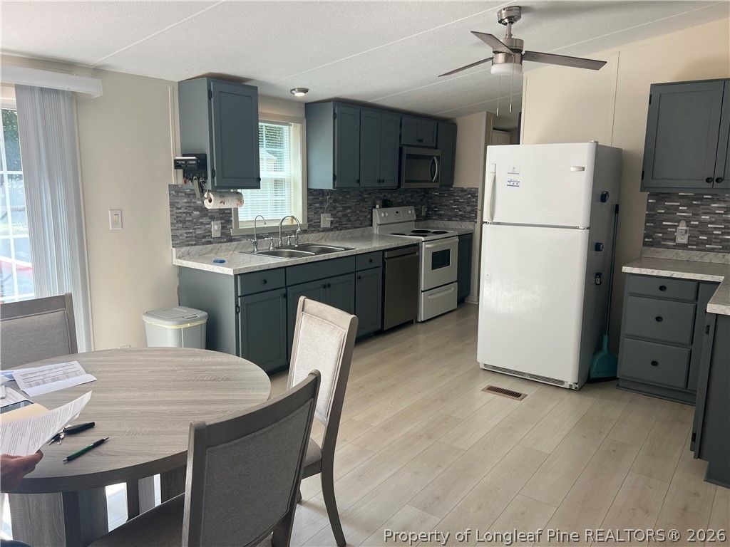 5212 Perry Oliver Drive, Hope Mills, NC 28348 — photo 3